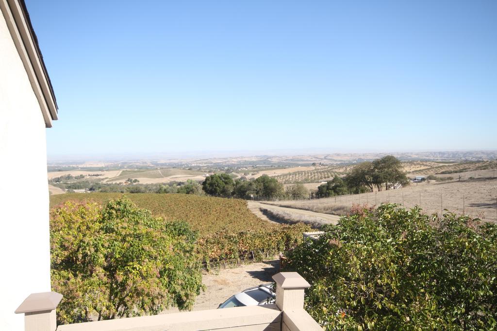 The Eden House Vineyard Hotel Templeton Exterior photo